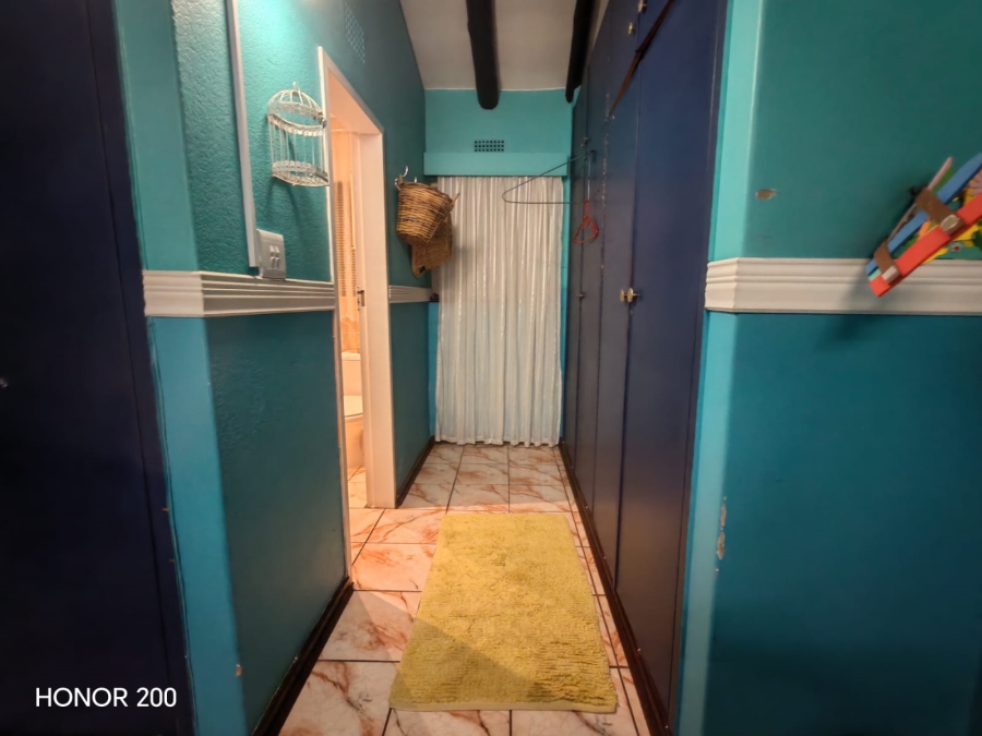 3 Bedroom Property for Sale in Vaalpark Free State